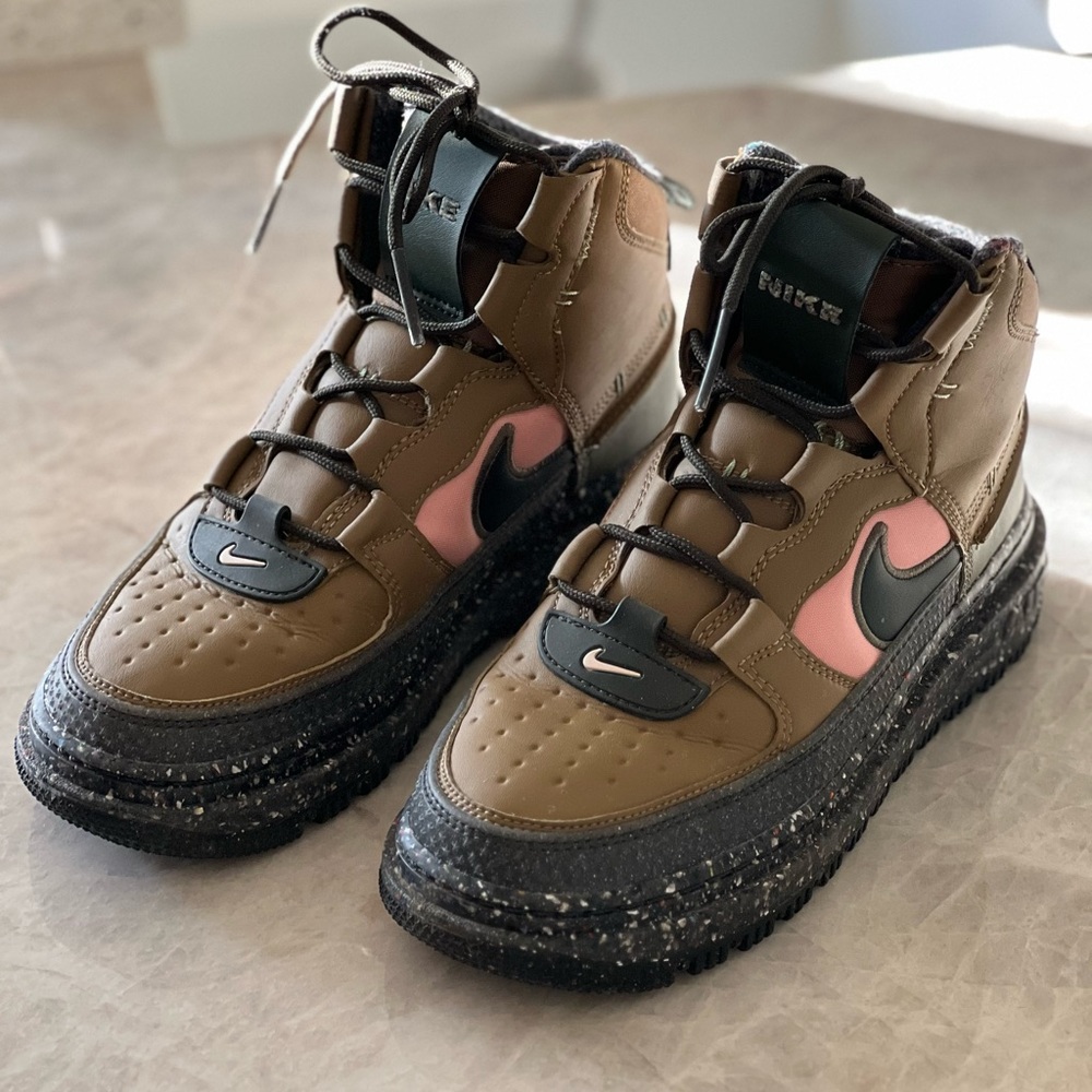 Like new 2022 Air Force 1 Boot NN 'Brown Kelp Crater'